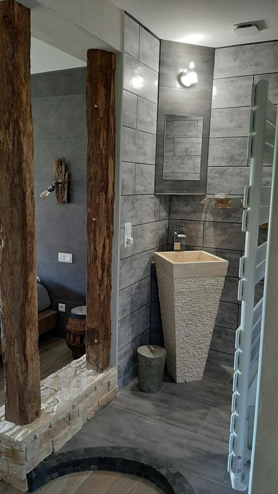 La Berrycurienne Proche Du Zoo De Beauval Saint-Aignan Avec Sdb, Wc Et Spa Privatif Pour Chaque Chambre Luçay-le-Mâle Pokój zdjęcie
